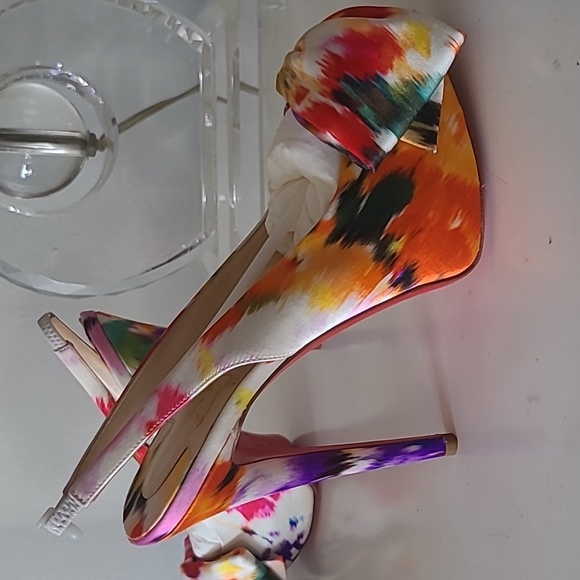 CHRISTIAN LOUBOUTIN Sandals - Picture 12 of 16